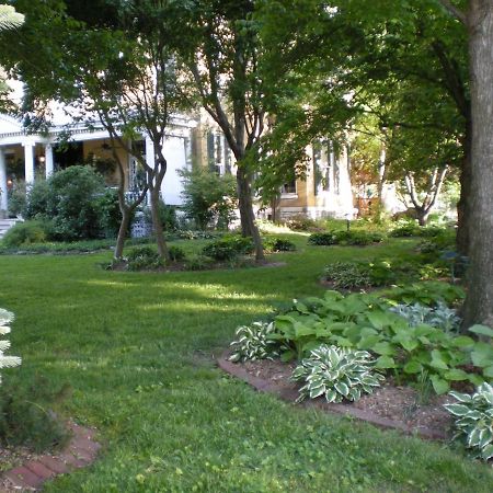 Beall Mansion An Elegant Bed & Breakfast Inn Alton Exterior foto