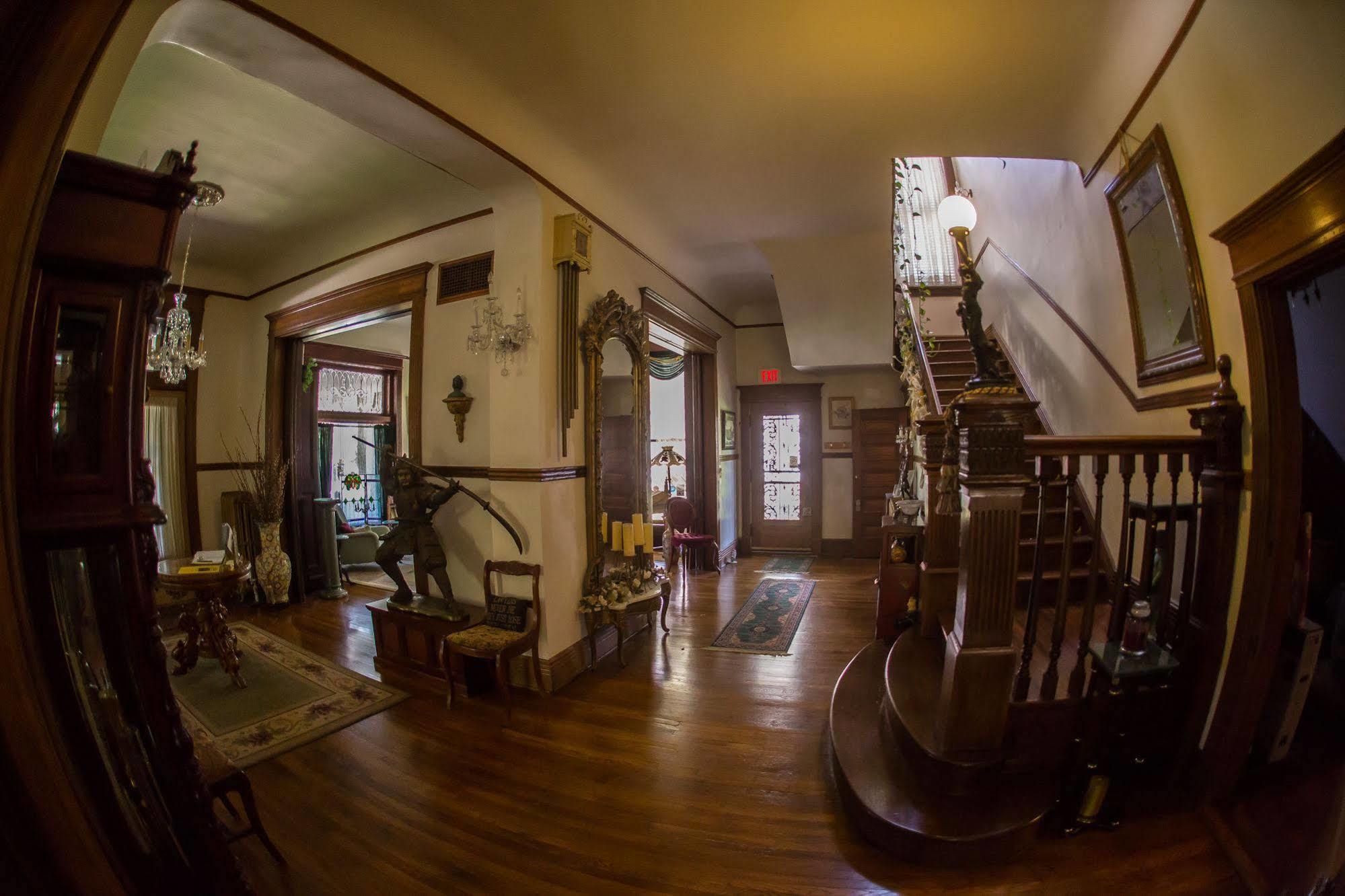 Beall Mansion An Elegant Bed & Breakfast Inn Alton Exterior foto