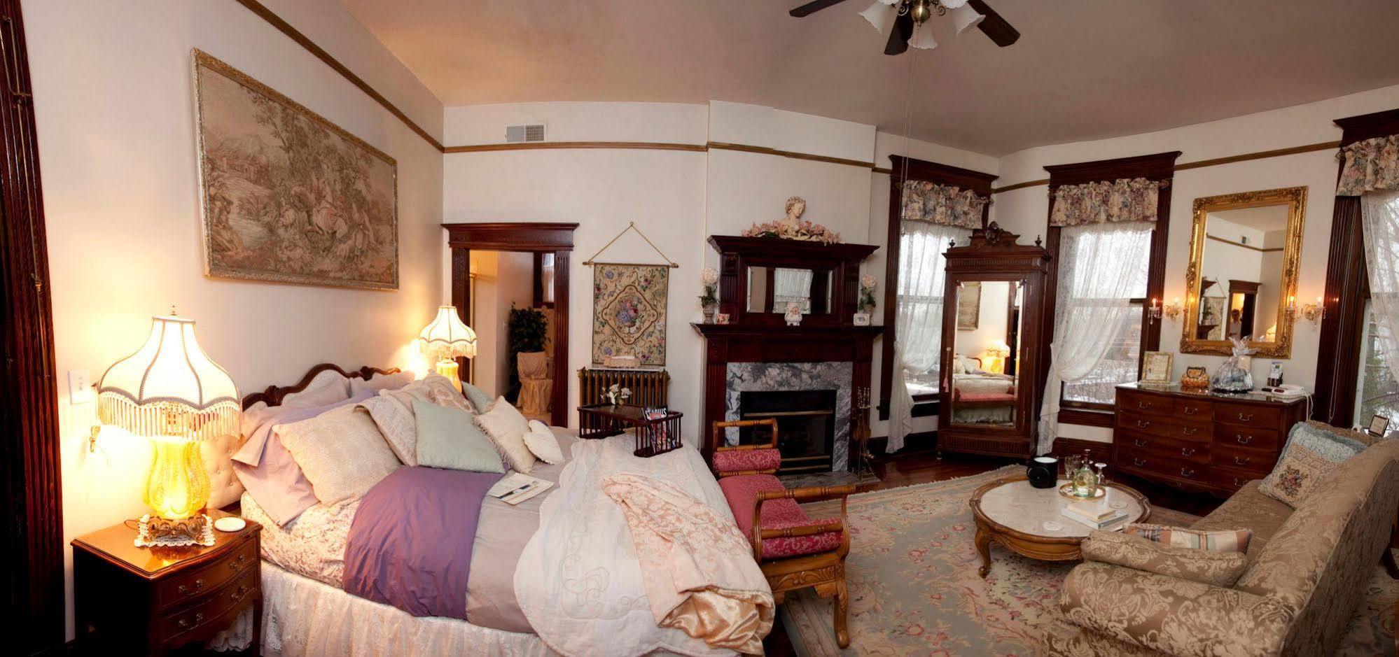 Beall Mansion An Elegant Bed & Breakfast Inn Alton Exterior foto